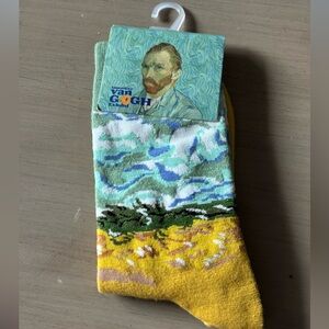 New Van Gogh socks size 7-10